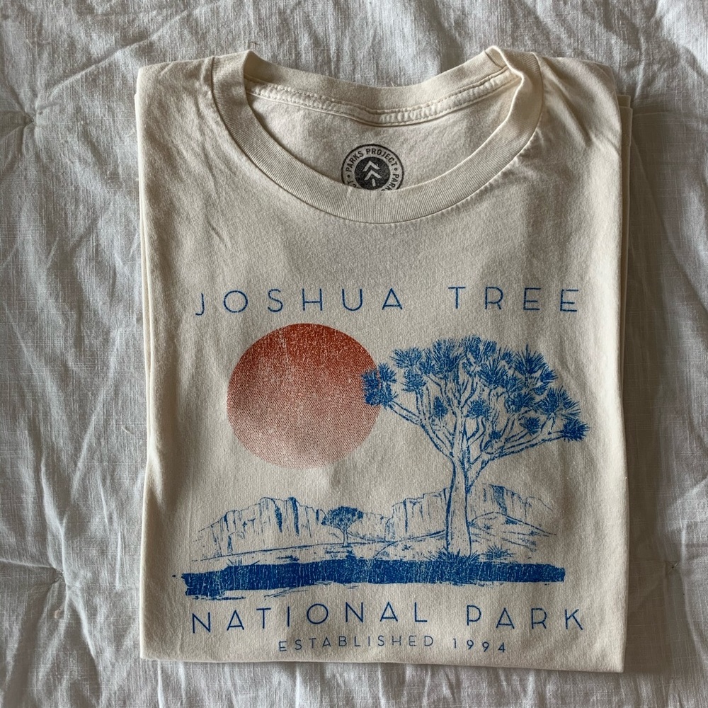 UO White Graphic Tee